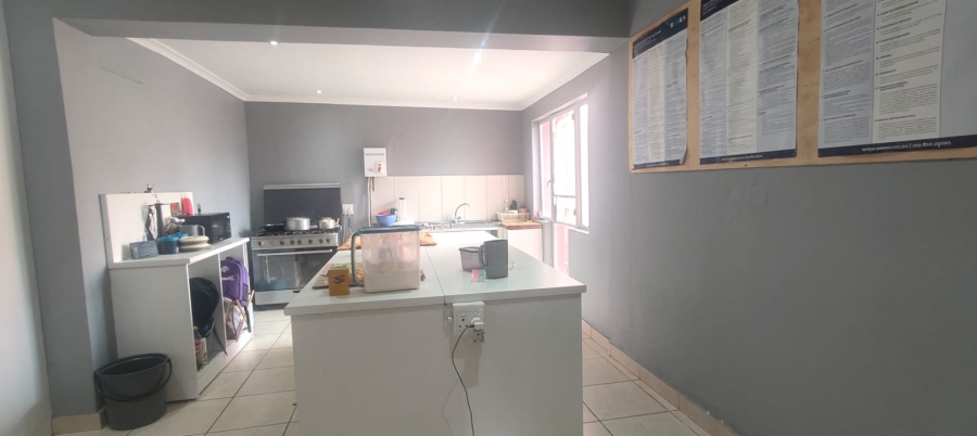 9 Bedroom Property for Sale in Bramhope Eastern Cape